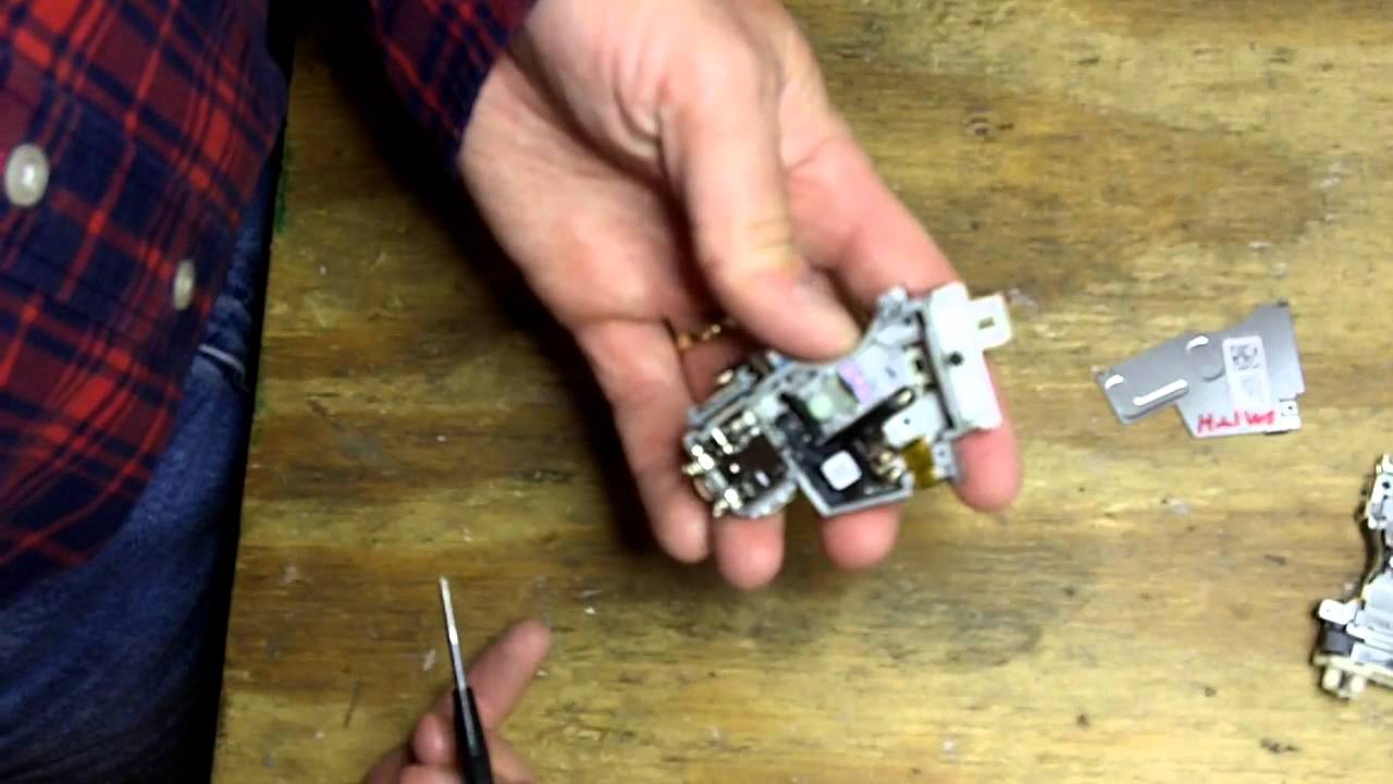 How to Internally Clean a Playstation 3 Laser (400a, 410, 450)