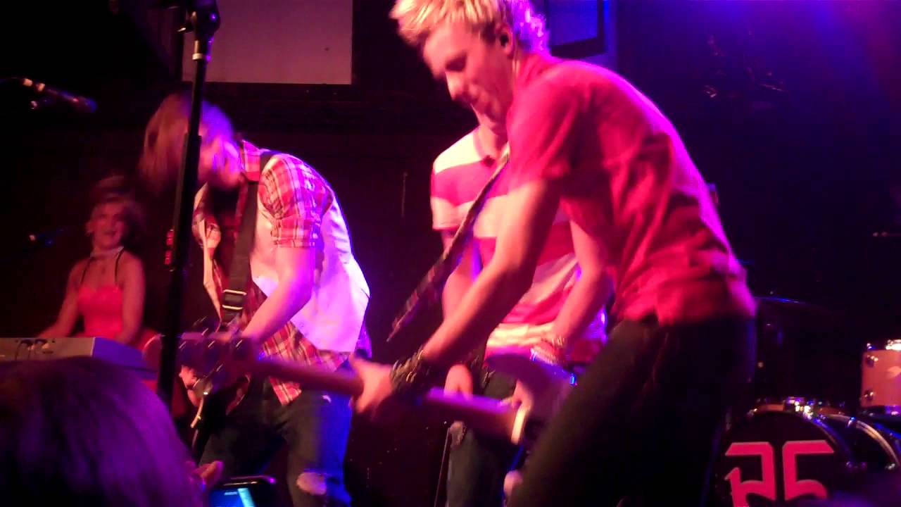 R5- A Billion Hits