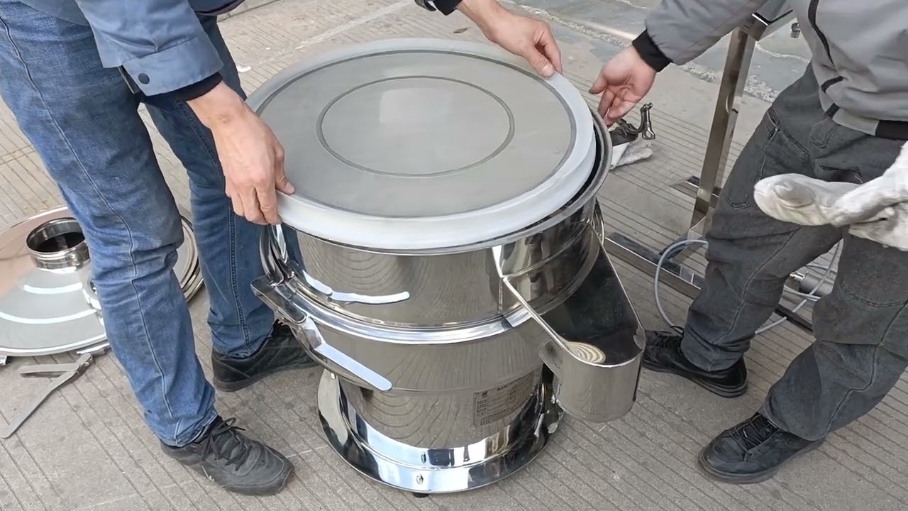 Disassembly and Assembly of a Round Vibrating Screen