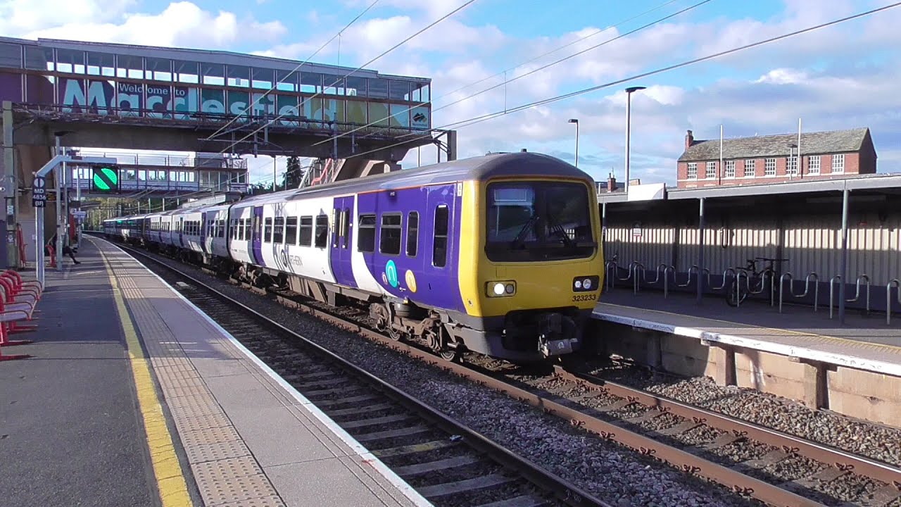 Macclesfield Railway Station - Saturday 17th September 2022