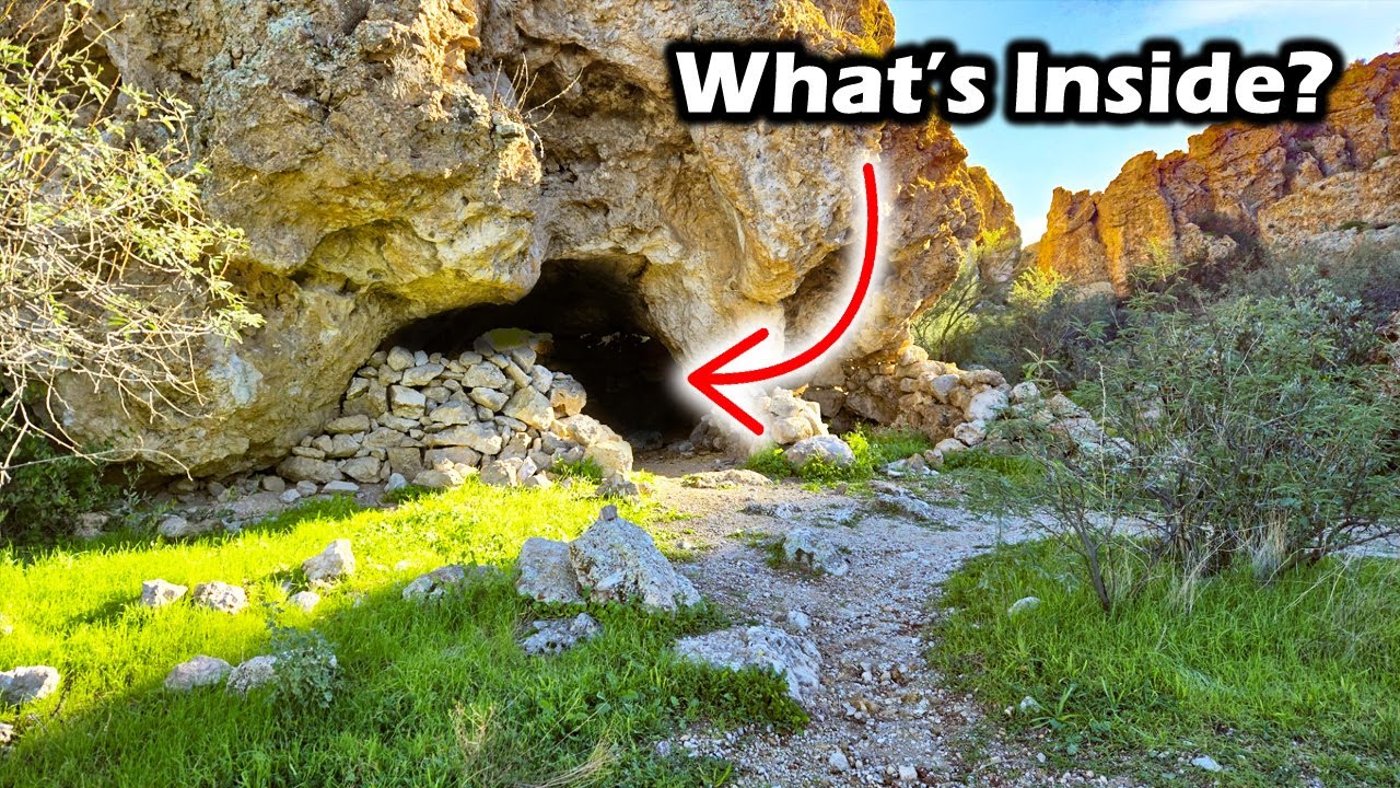 A 900-Year-Old Shelter Hidden in the Canyon&hellip; And It Wasn&rsquo;t Empty