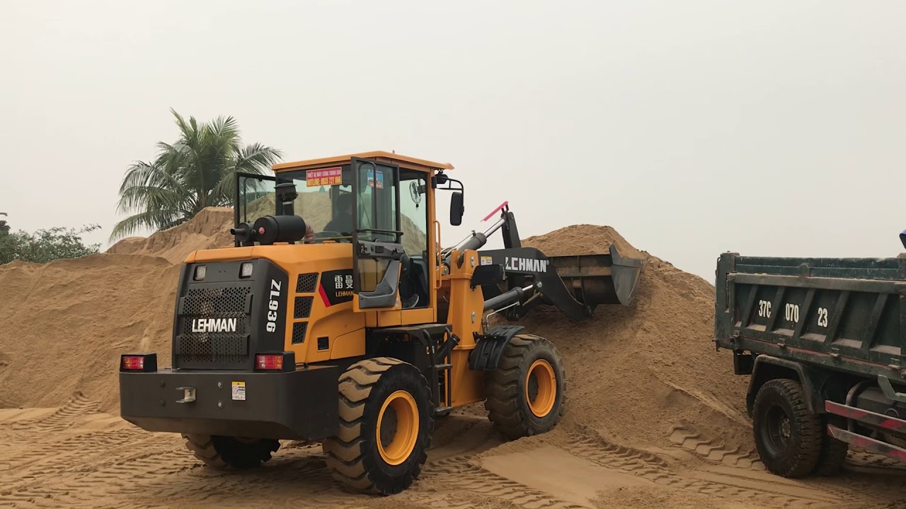 Máy xúc lật gầu 1 khối tại Yên Lý Nghệ An-0987357463