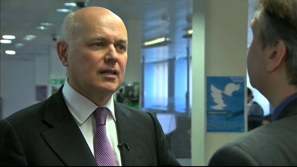 Government's universal credit scheme begins national roll-out