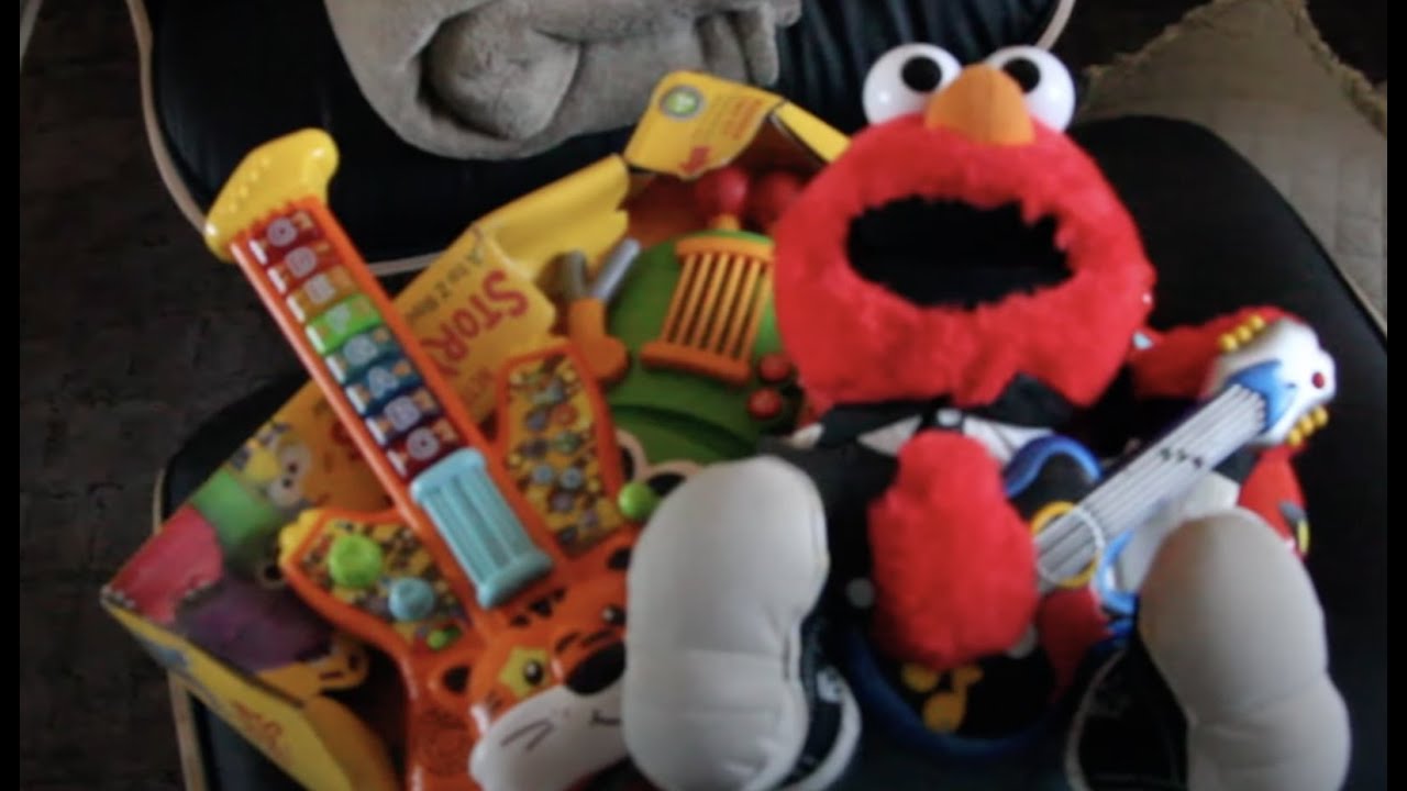 Storybots A to Z, Zoo Jamz Tiger, Little Einsteins Rocket Guitars and Country Elmo Destruction