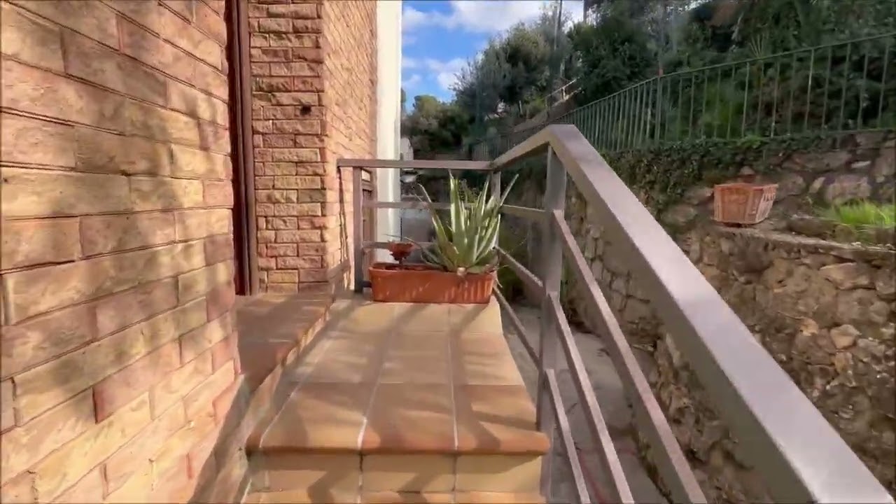 🏡 Casa con 2 viviendas independientes