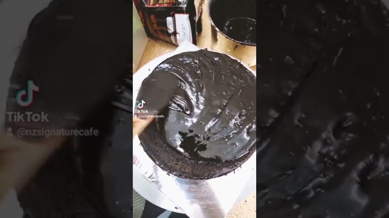 Blackout chocolate cake #cake #chocolate #chocolatecake#sedap