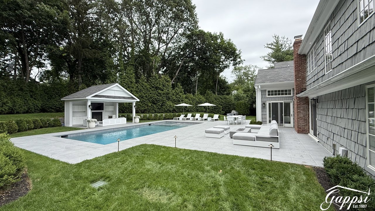 Gunite Pool and Porcelain Patio in Sands Point, NY – A Modern Masterpiece by Gappsi