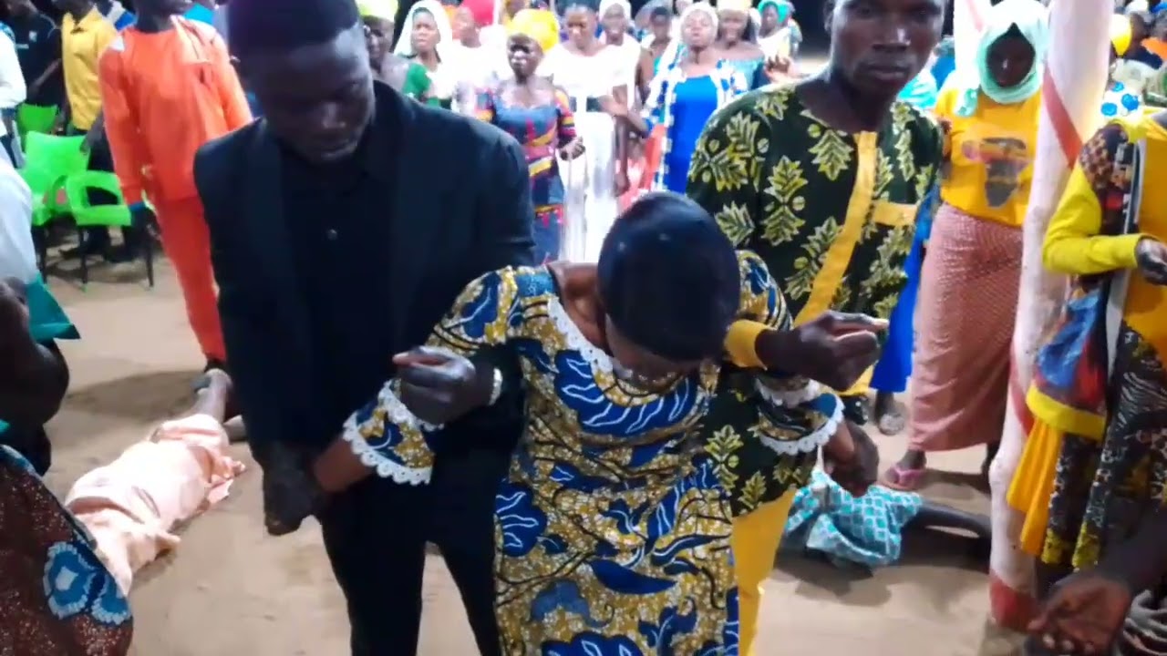Délivrance terrible au camp de prière Jésus est la délivrance de Hèzoudè 🔥 🔥🔥