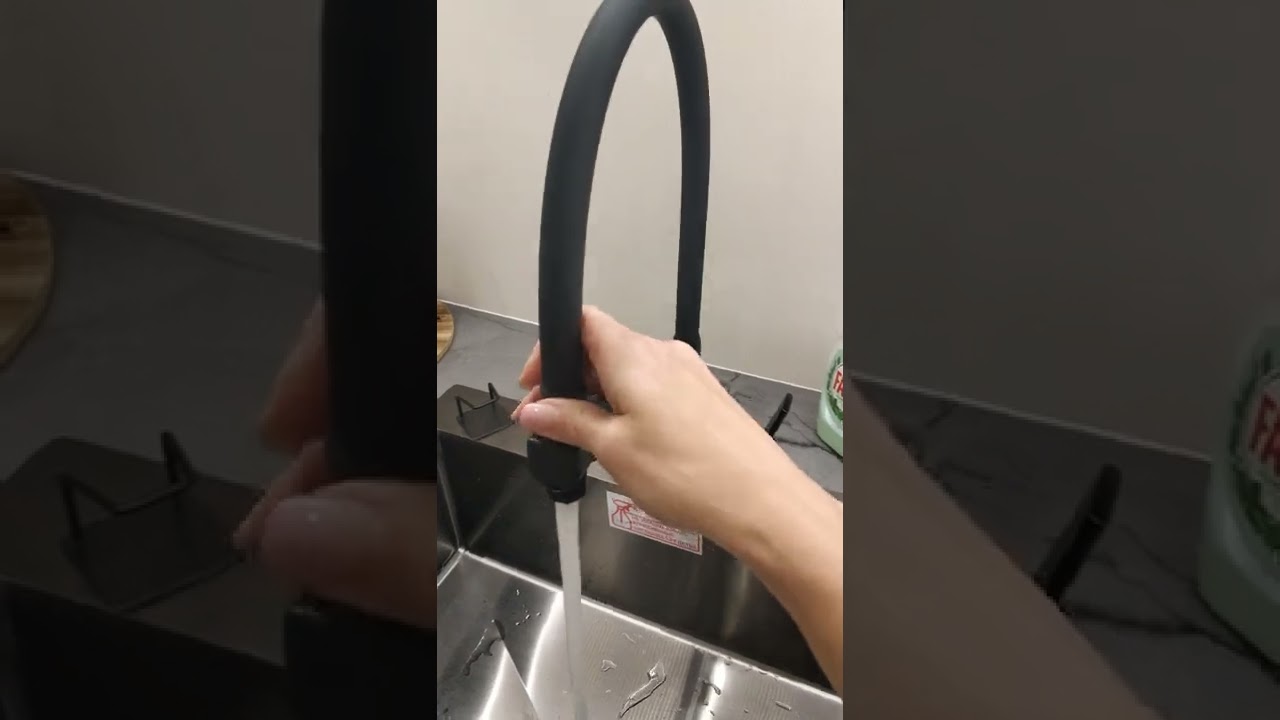 Кухня-гостиная 20м , кухня с фасадами Evogloss