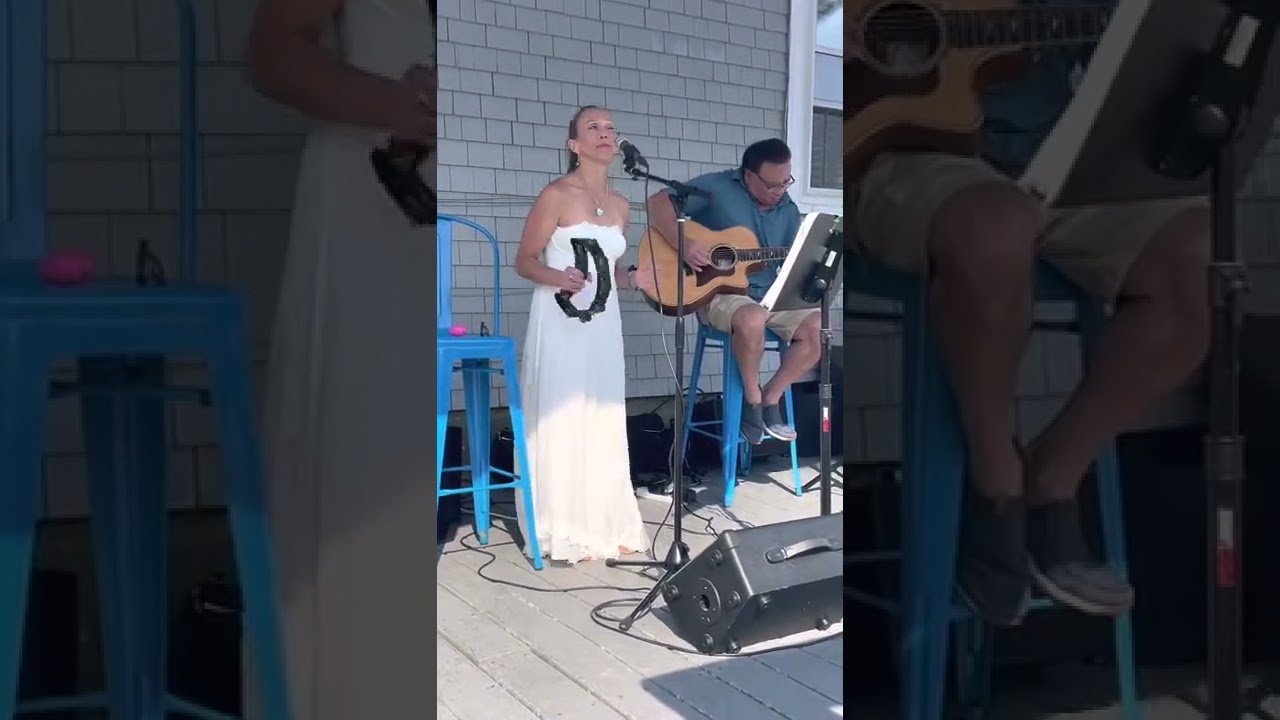 Can&rsquo;t find my way back home cover - sung by Christine Lucas