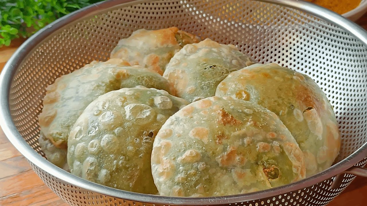 How to Make Perfect Koraishutir Kachori at Home | Traditional Bengali Green Pea Kachori Recipe
