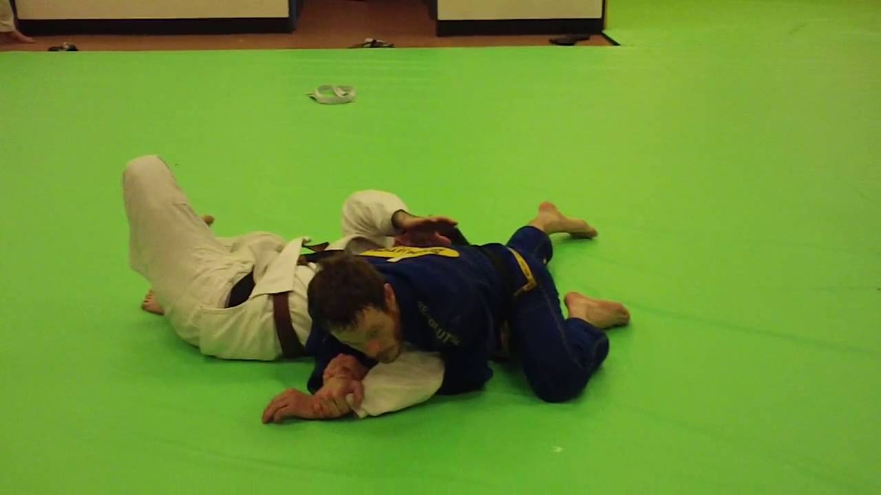 BJJ turtle position turnover - Kimura grip