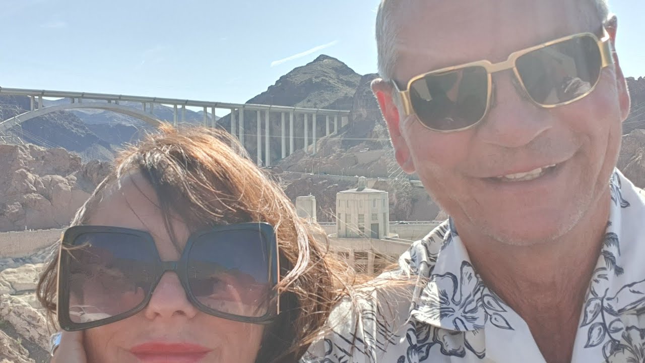 Anna & Claudius send Love from the Hoover Dam in Nevada❤️❤️