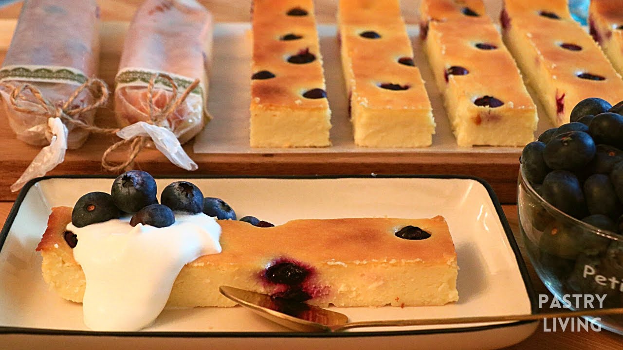 Simple & Easy Crustless Blueberry Cheesecake bars