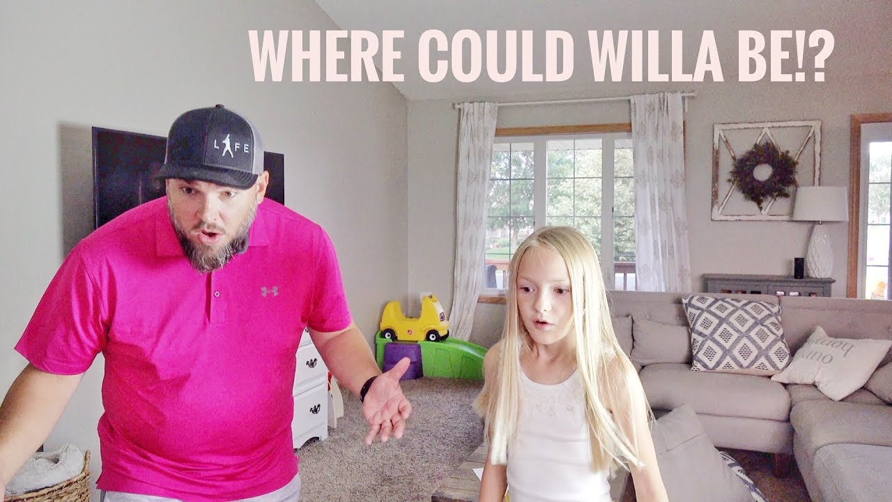 Lyla Loses Her Little Sister Willa During Hide and Seek!!