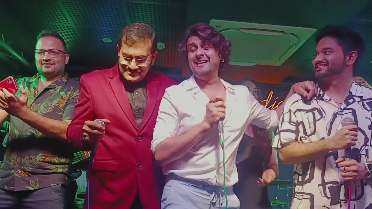 Sudesh Bhosale celebrates his Bday with Sonu Nigam