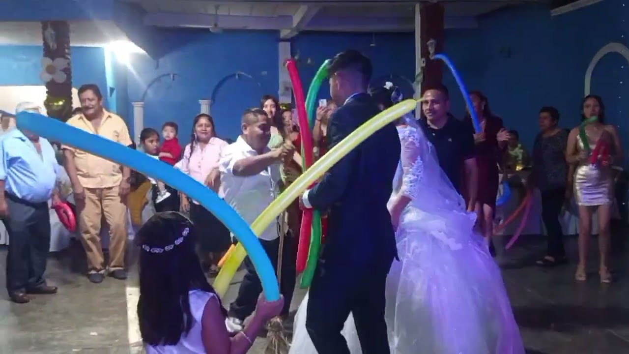MUCHAS FELICIDADES ANAHI Y ARMANDO,27/ DIC/2025.LINO G.(9611608157). 