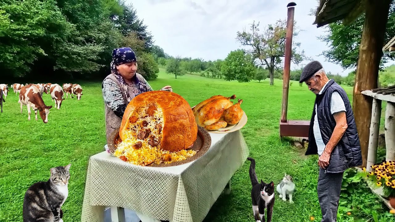 Бабушка Приготовила Плов с Курицей и Сухофруктами на Природе.