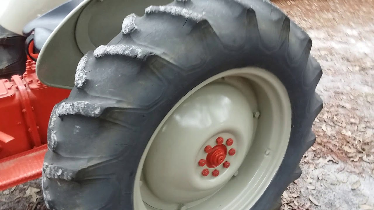 1953 Ford NAA tractor
