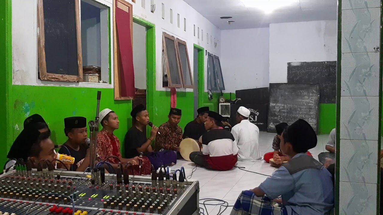 NEW VOCALIS HADROH AZZAKIYAH.