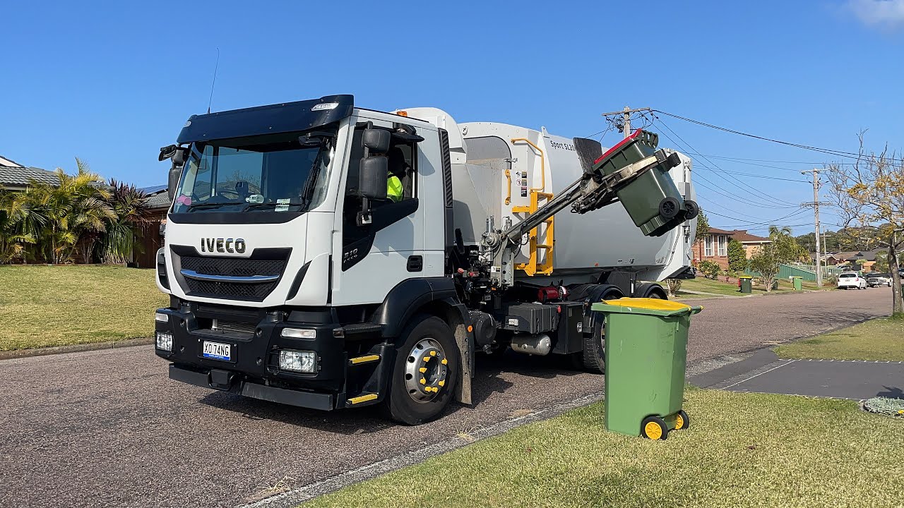 Central Coast Garbage - The New Euro 6 Bucher