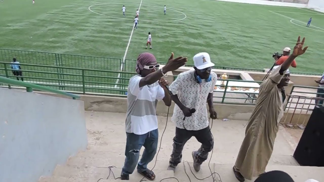 fils de bounaya prestation aux stade de grand yoff