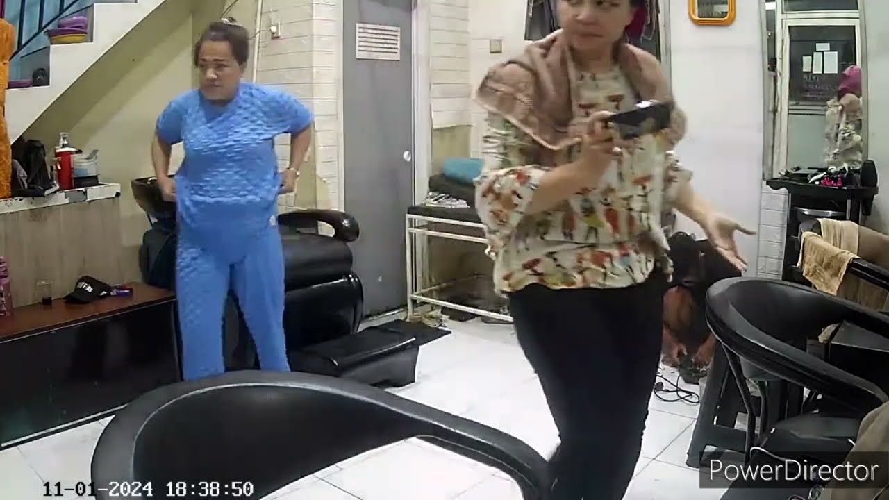 Wanita Cantik Berhijab Rambut Panjang Creambath di Salon | Beautiful Women Hijab Long Hair Creambath