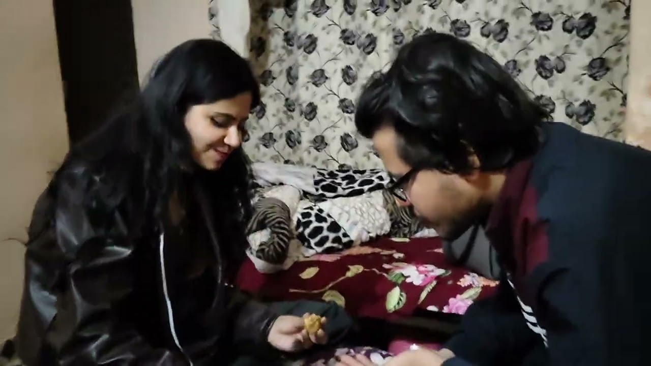 Aaj kurkure momos try kiye 😋