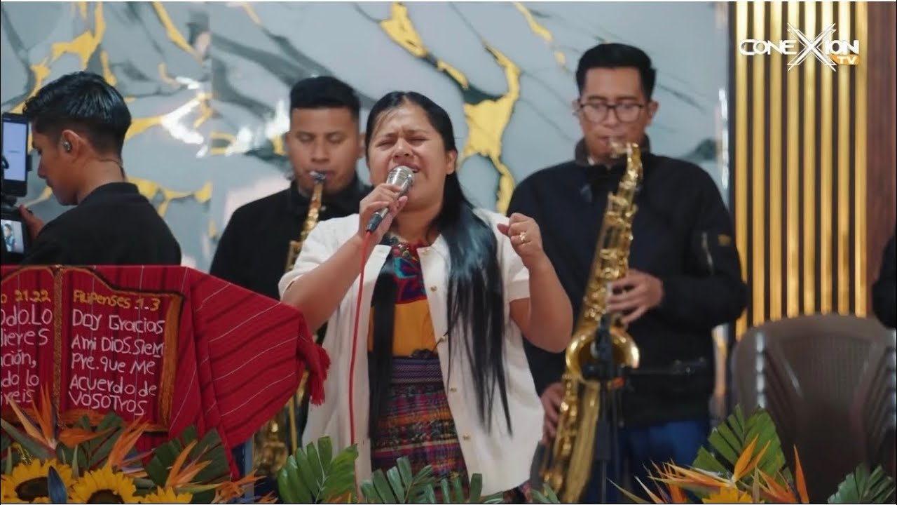 Cadena de coros - Lea Cristina, Generación tropical ( en vivo ) 