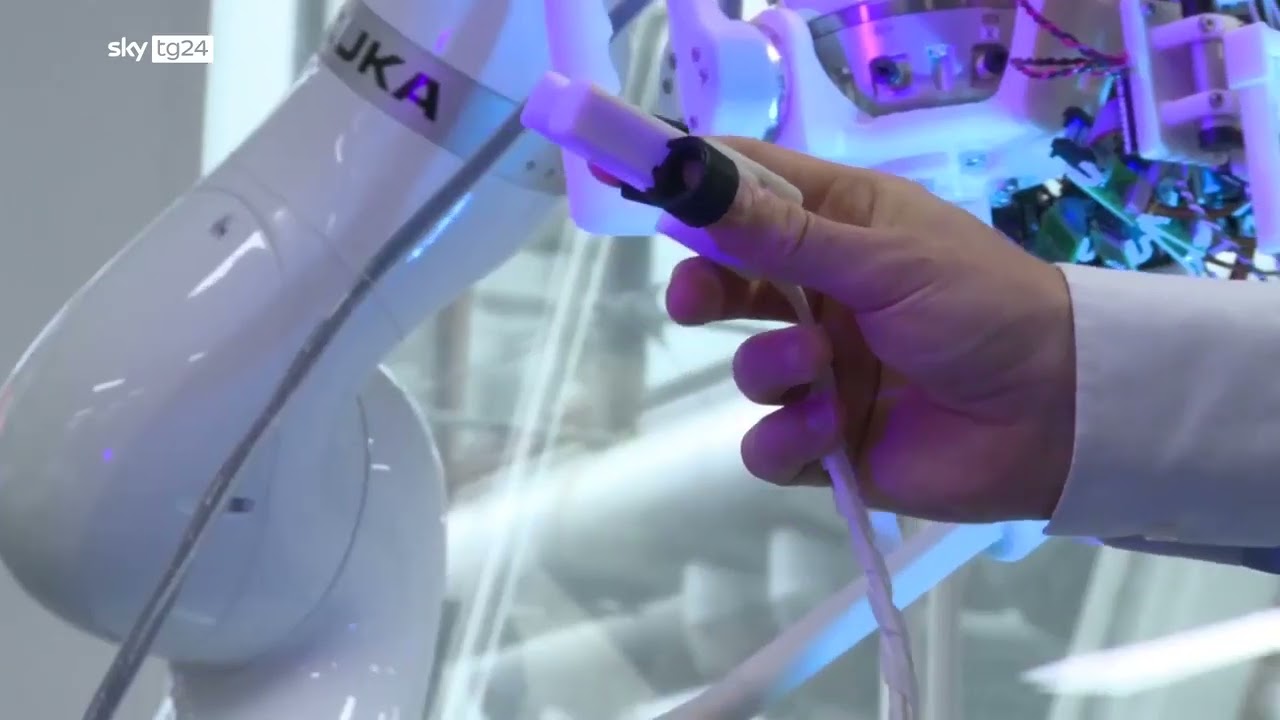 Chirurgia robotica laparoassistita: Sky TG24 al Policlinico Universitario Campus Bio-Medico