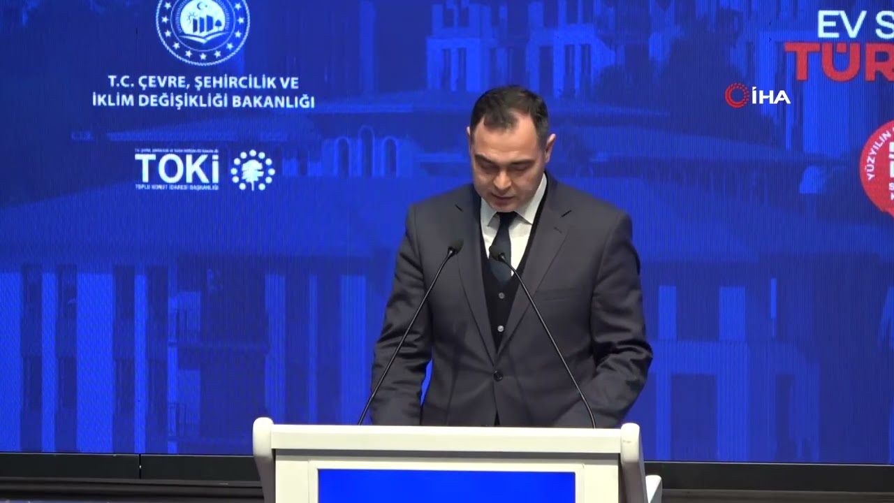 Uşak’ta 'Yüzyılın Konut Projesi'nin kuraları çekildi