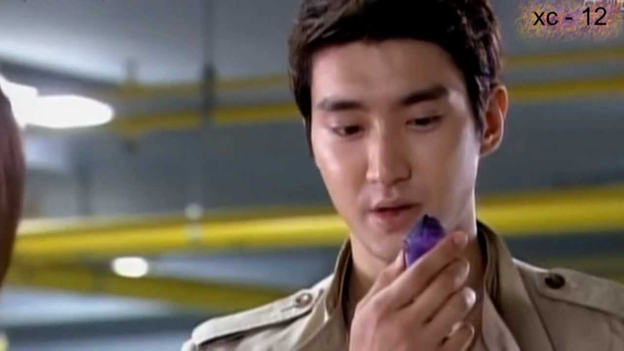 Choi Si Won (Siwon) -SB -Lee Dong Hae (Donghae)