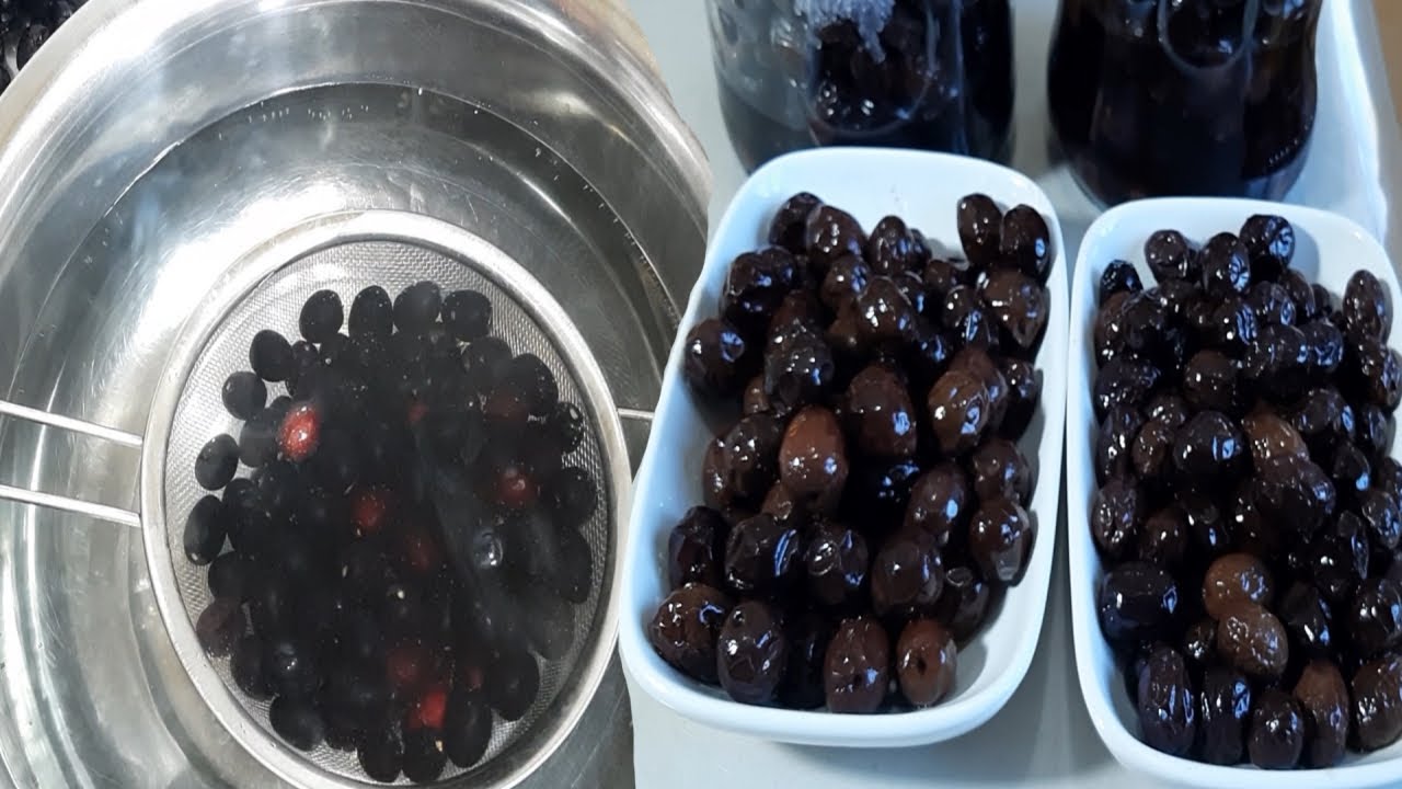 AYLARCA BEKLEMEDEN 5 GÜNDE İKİ ÇEŞİT KAYNAR SUDA  SALAMURA ZEYTİN NASIL YAPILIR.