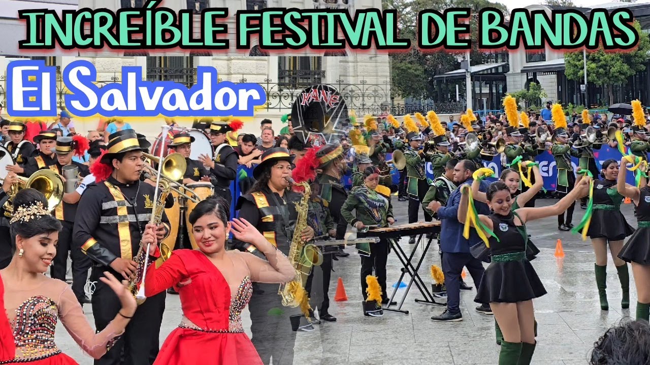 Festival de bandas #elsalvador #centrohistórico #marchingband 