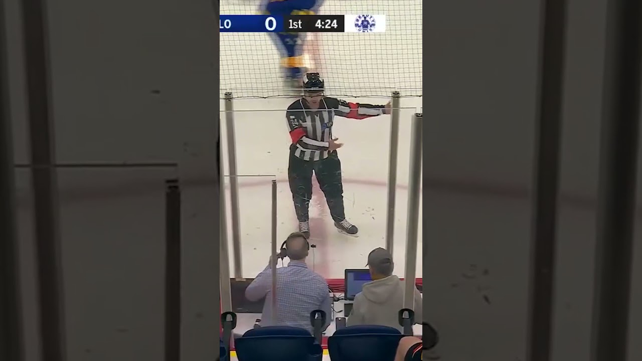 Brodeur DENIES the penalty shot 🙅&zwj;♂️
