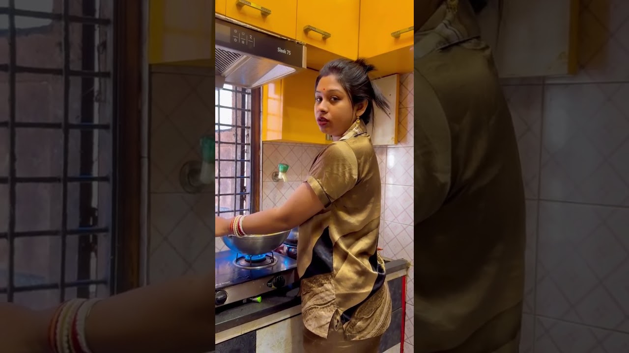 সোনার গোলাপ দিলো বর আমাকে