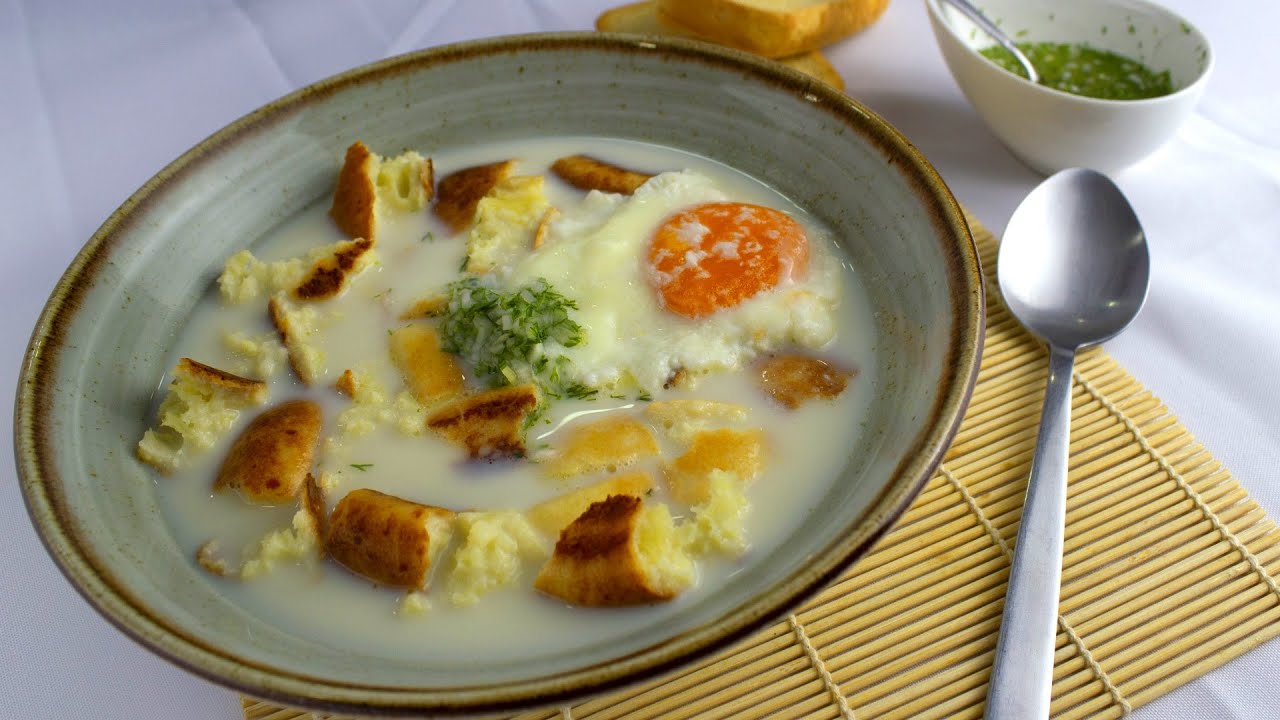 Changua, cazuela boyacense o caldo de huevo