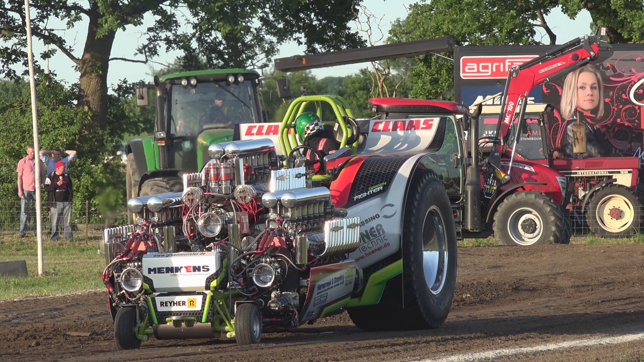 Heavy Modified 4,2t @ Haßmoor 2017 Tractor Pulling by MrJo