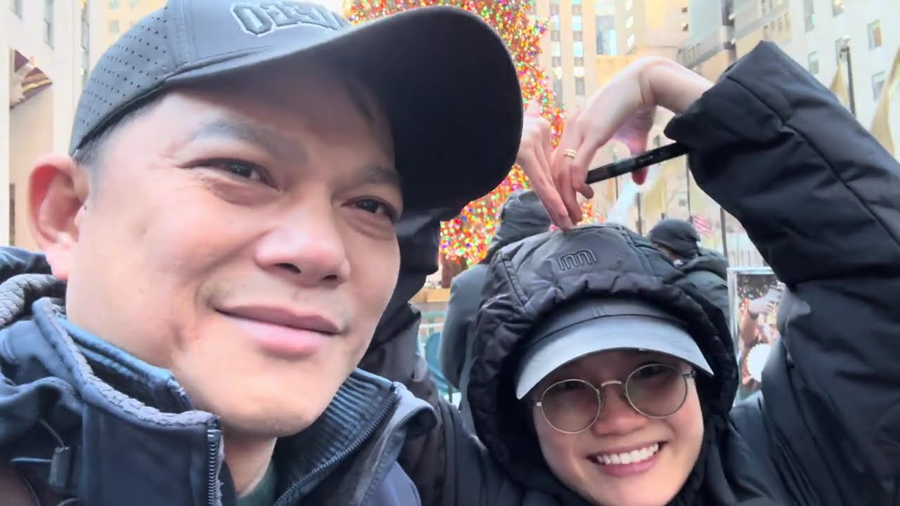 Đêm Giáng Sinh nhiều bất ngờ ở NYC, Quảng trường thời đại, New York
