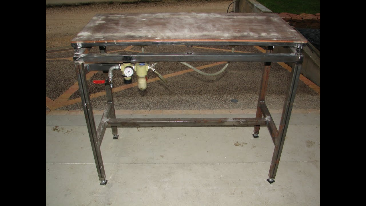 fabrication table vibrante et coulage couvertine