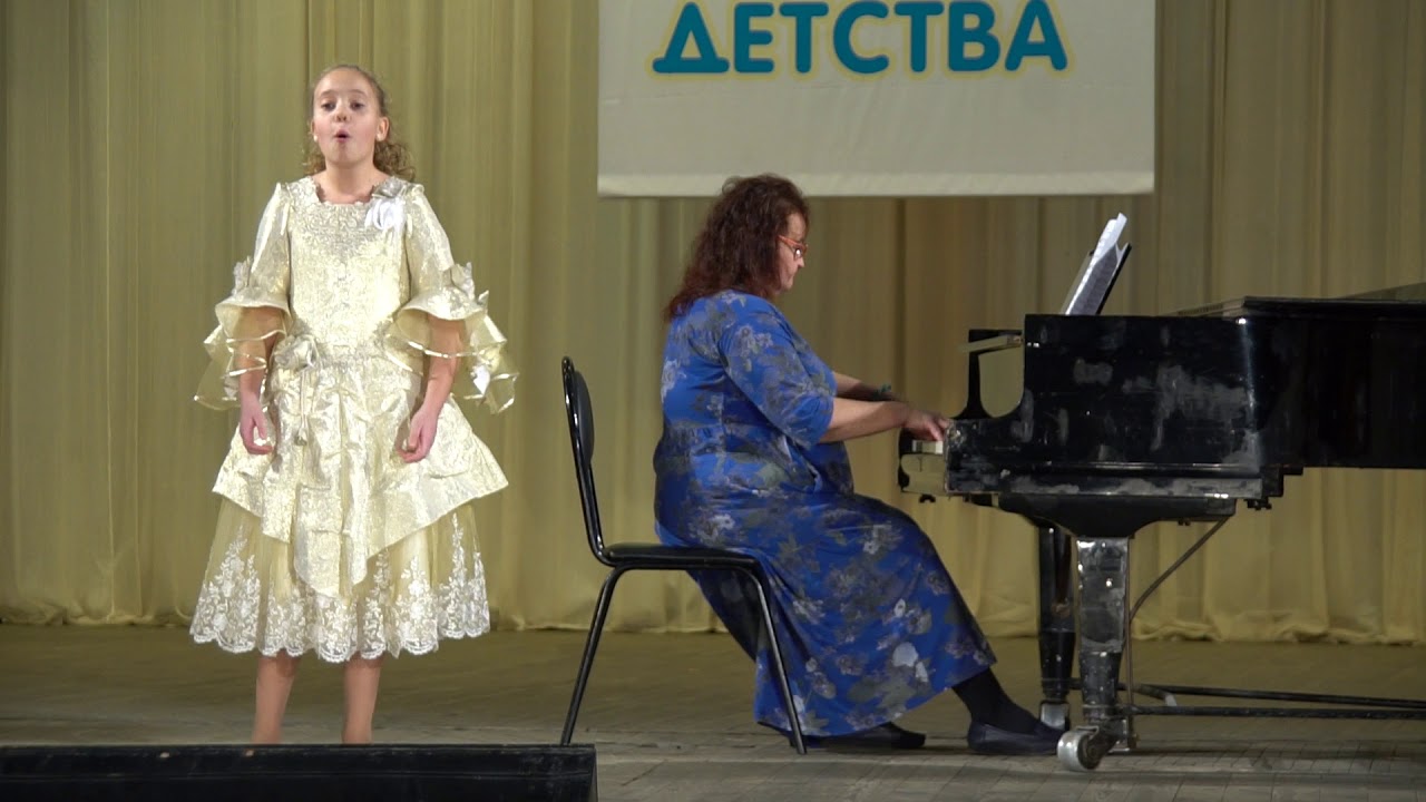 Вера Майорова.  Я на горку шла