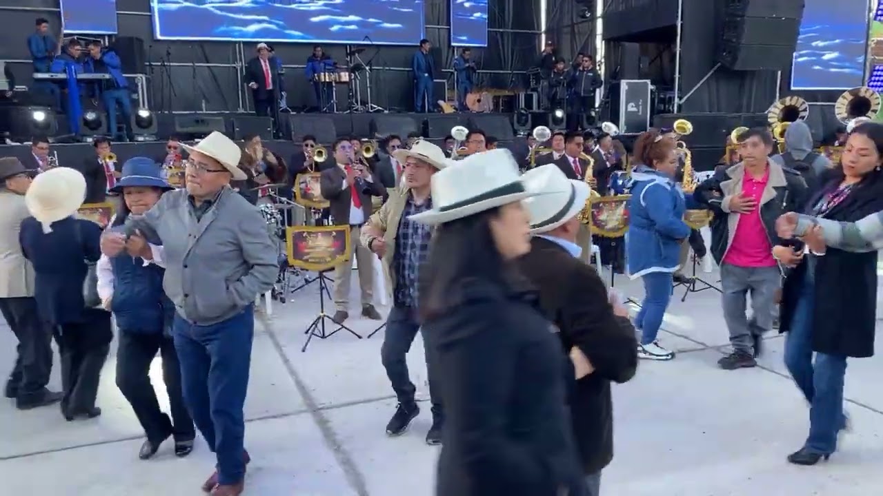 ANIVERSARIO DE LA BANDA SINFONÍA JUNÍN DE JAUJA 