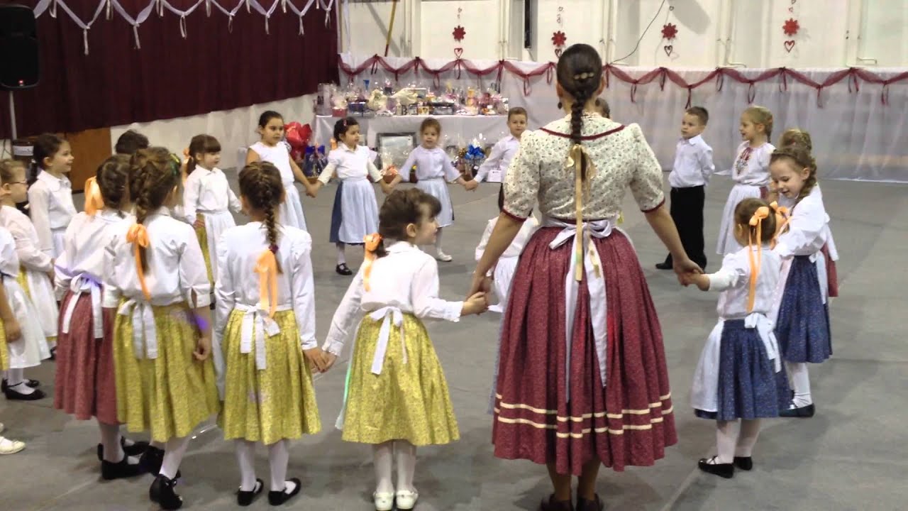 2015.03.07. Ifjúság úti ovi bál / Néptánc fellépés