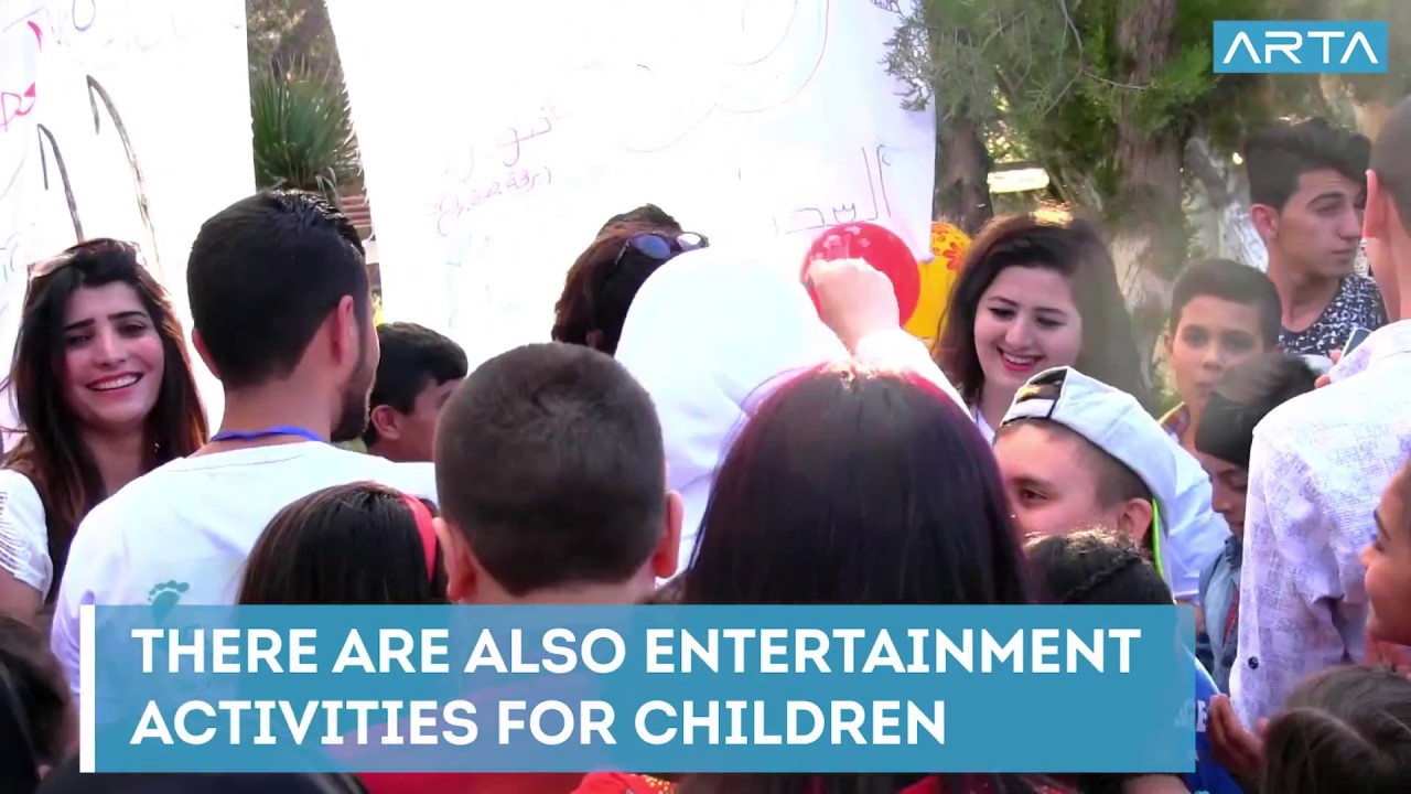 A shopping festival brings back some vigor to Qamishli.