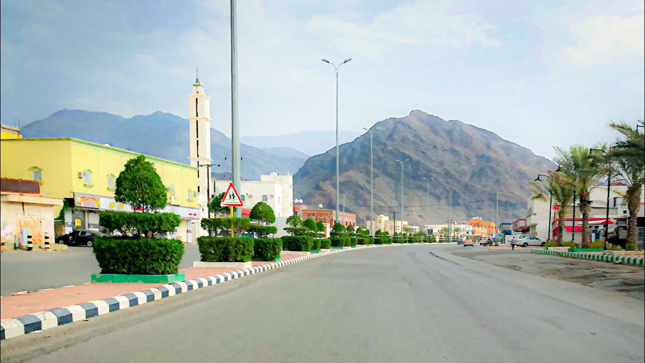 شوارع محايل عسير بعد حظر التجول