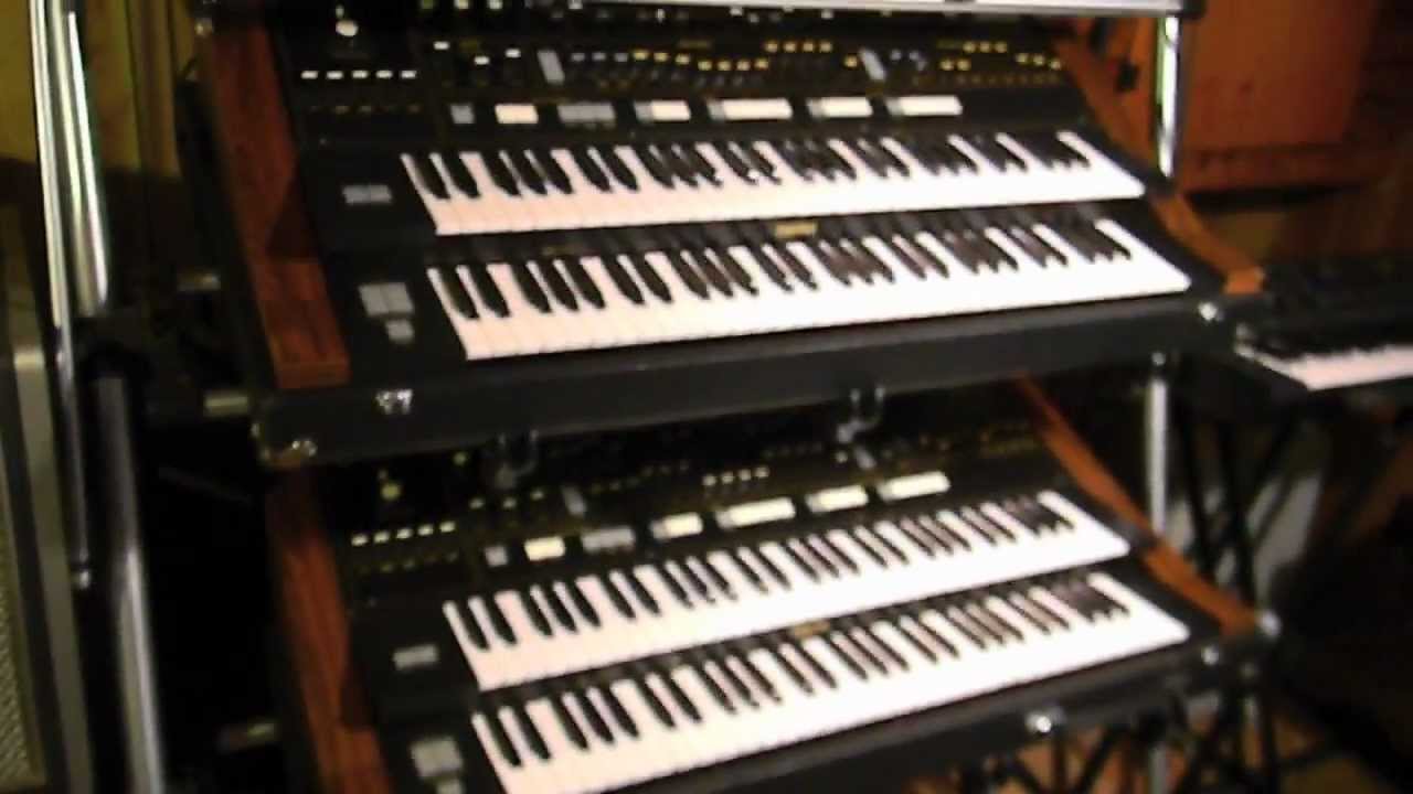 Yamaha SK50D - Seeing Double...
