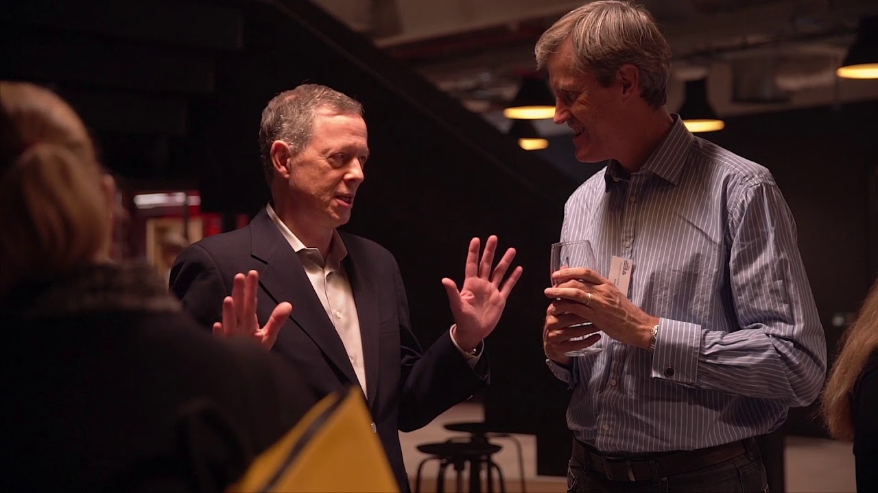 How to Connect With People In A Virtual World - Dr Nick Morgan
