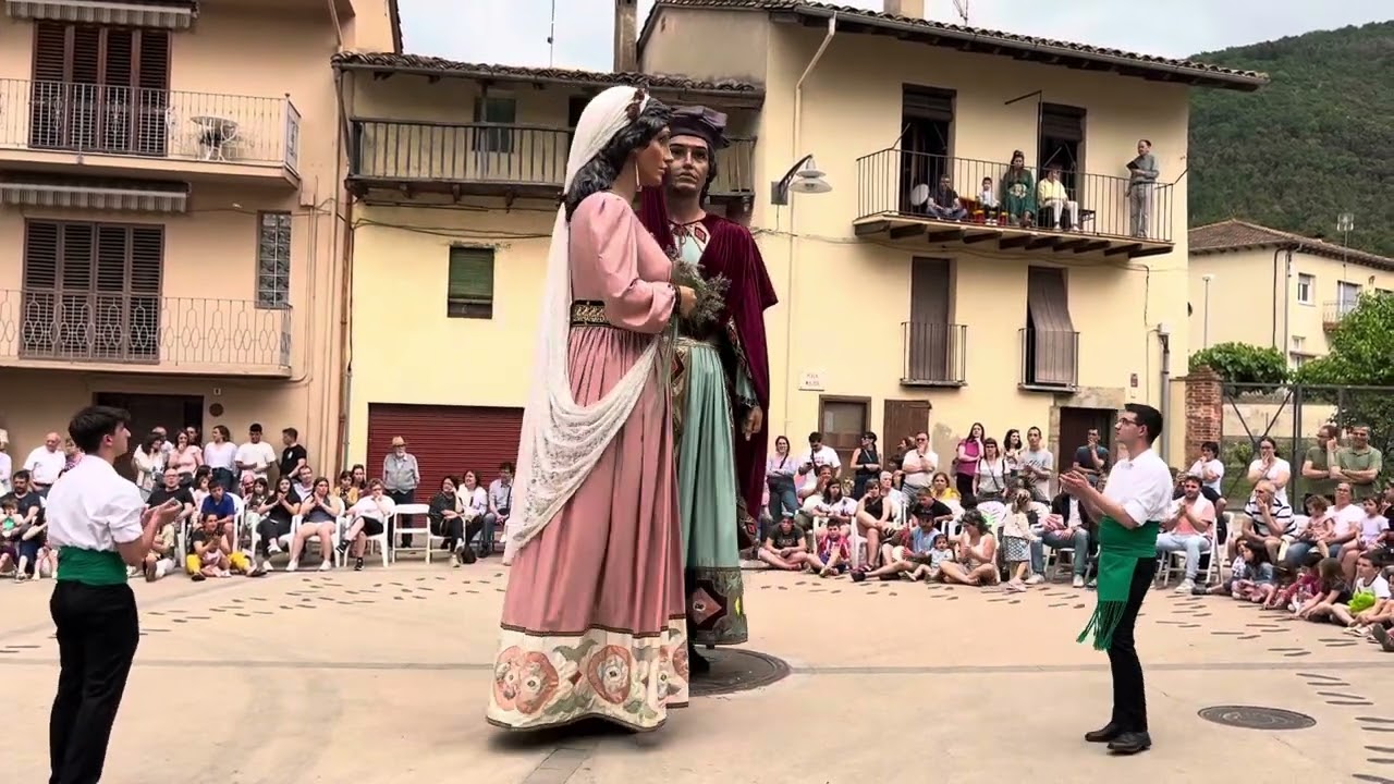 Ball Vell Gegants les Preses | Roser 2025