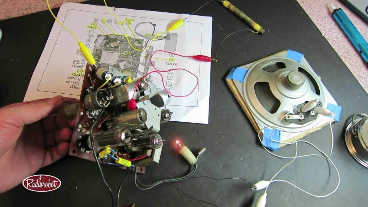 1957 General Electric 'Leave it to Beaver' 862 Tube Radio (repair)