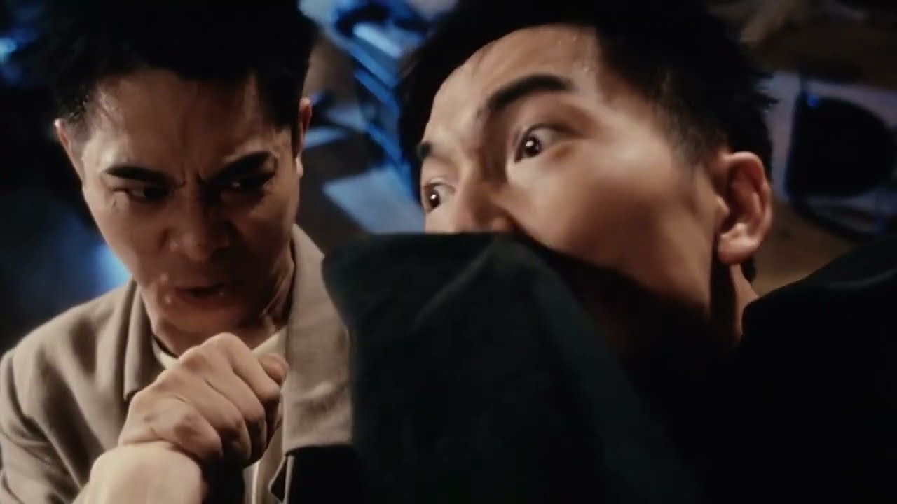 Jet Li vs Collin Chou - The Bodyguard From Beijing (1994)